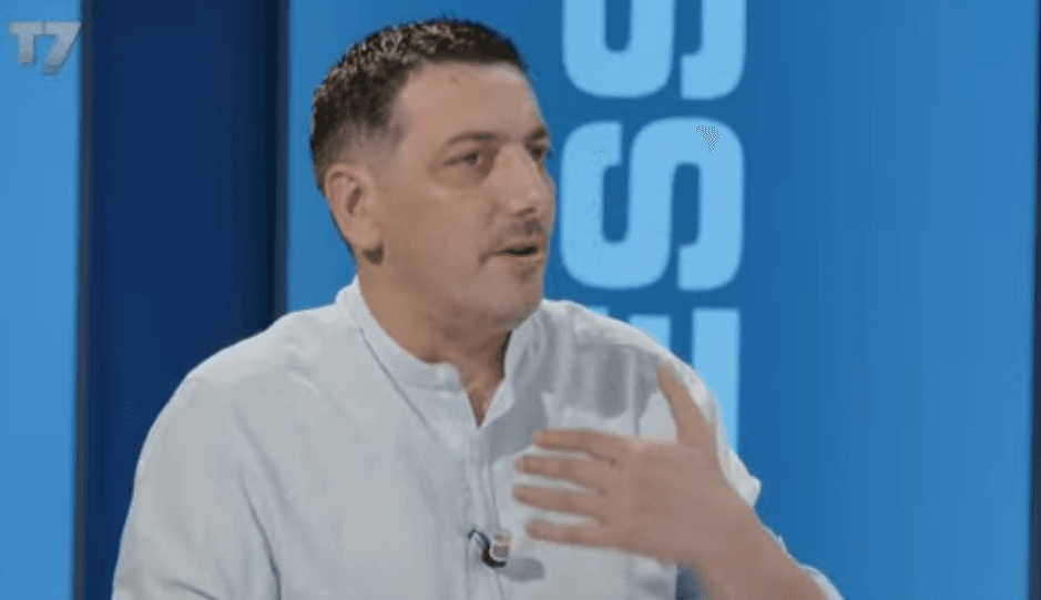 “Hiç nuk është lodhë popullata, janë shumë aktivë – Ku po i sheh ata n’Shkup a?”, Valon Syla i reagon Isenit kur thotë që po sheh entuziazëm tek votuesit