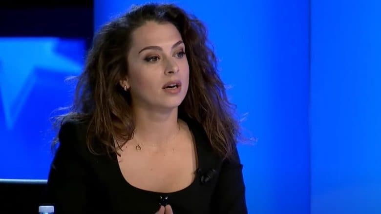 Ligji për shtetesinë, Kica-Xhelili “godet” Qeverinë Kurti: Kjo i favorizon vetëm serbët