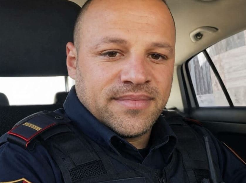E dhimbshme: Ky është polici që u vra në krye të detyrës në Shqipëri