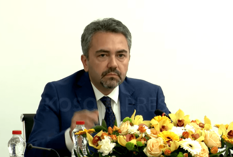Radoniqi: Deri në mbylljen e vendvotimeve kanë votuar 36,41% të qytetarëve me të drejtë vote