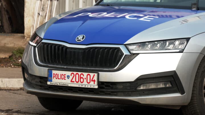 Featured image for Istog: Përleshen mes vete tre persona, njëri gjuan me armë
