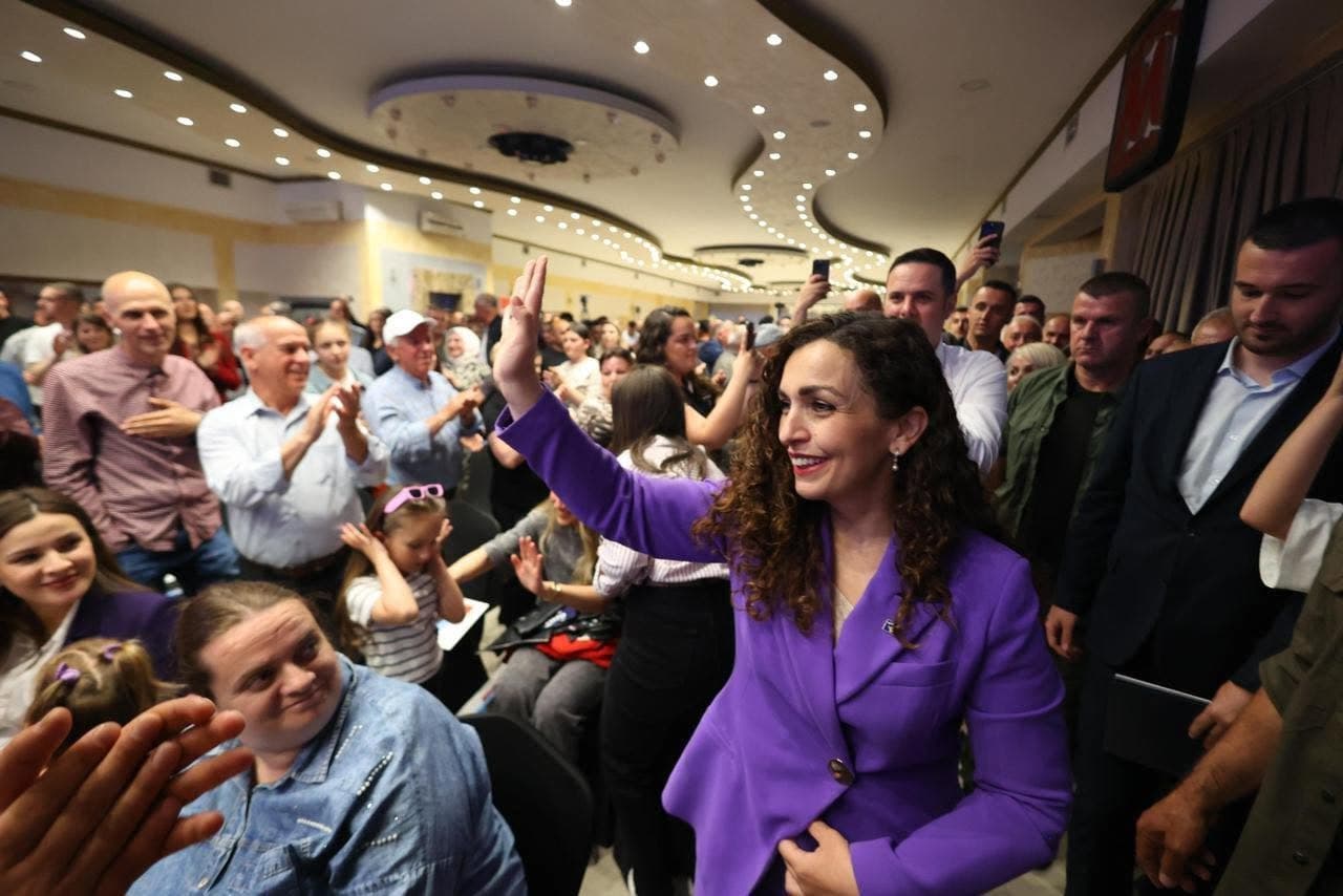 Featured image for Vjosa Osmani e para, ja sa vota mori “grupi i saj” në LDK