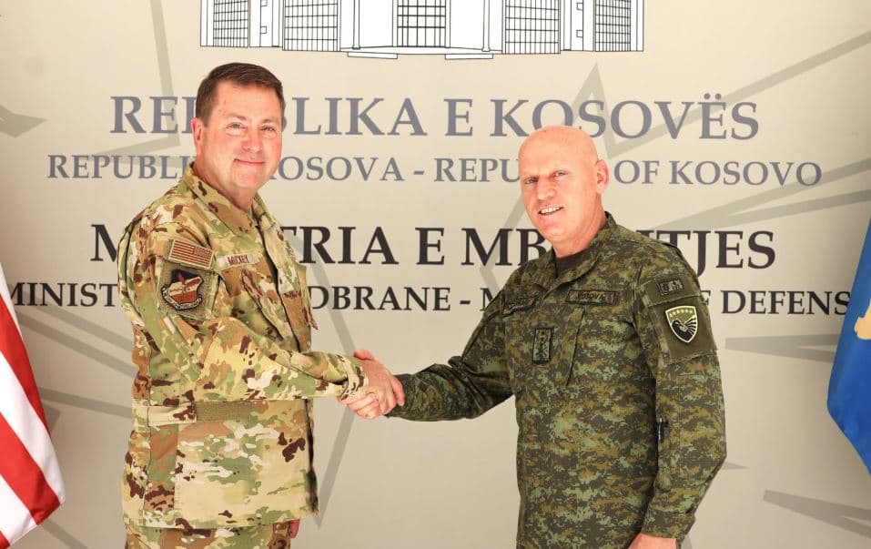 Featured image for Komandanti i FSK-së pret në takim zyrtarët e Gardës Kombëtare të Ajovës, në fokus avancimi i bashkëpunimit ushtarak