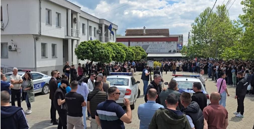 Featured image for Lirohen nga paraburgimi drejtorët e institucioneve serbe në Kosovë