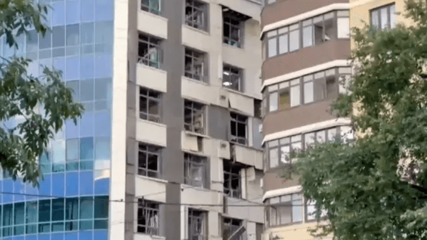 Ukraina intensifikon sulmet, shënjestron objektet energjetike në Rusi