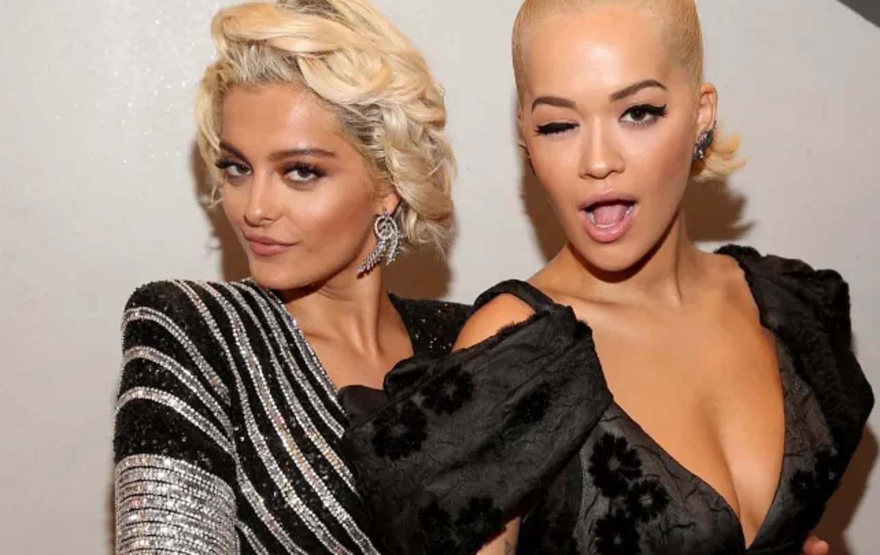 Rita Ora mbështet Bebe Rexhën pas publikimit të albumit “Dirty Blonde”
