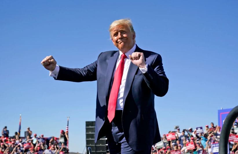 Featured image for Presidenti Donald Trump sot feston ditëlindjen