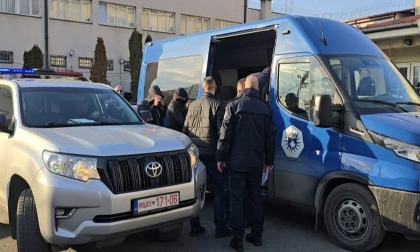 Featured image for Policia e Prishtinës realizon 212 urdhëresa të gjykatës brenda një jave, konfiskohen armë dhe shqiptohen mijëra gjoba