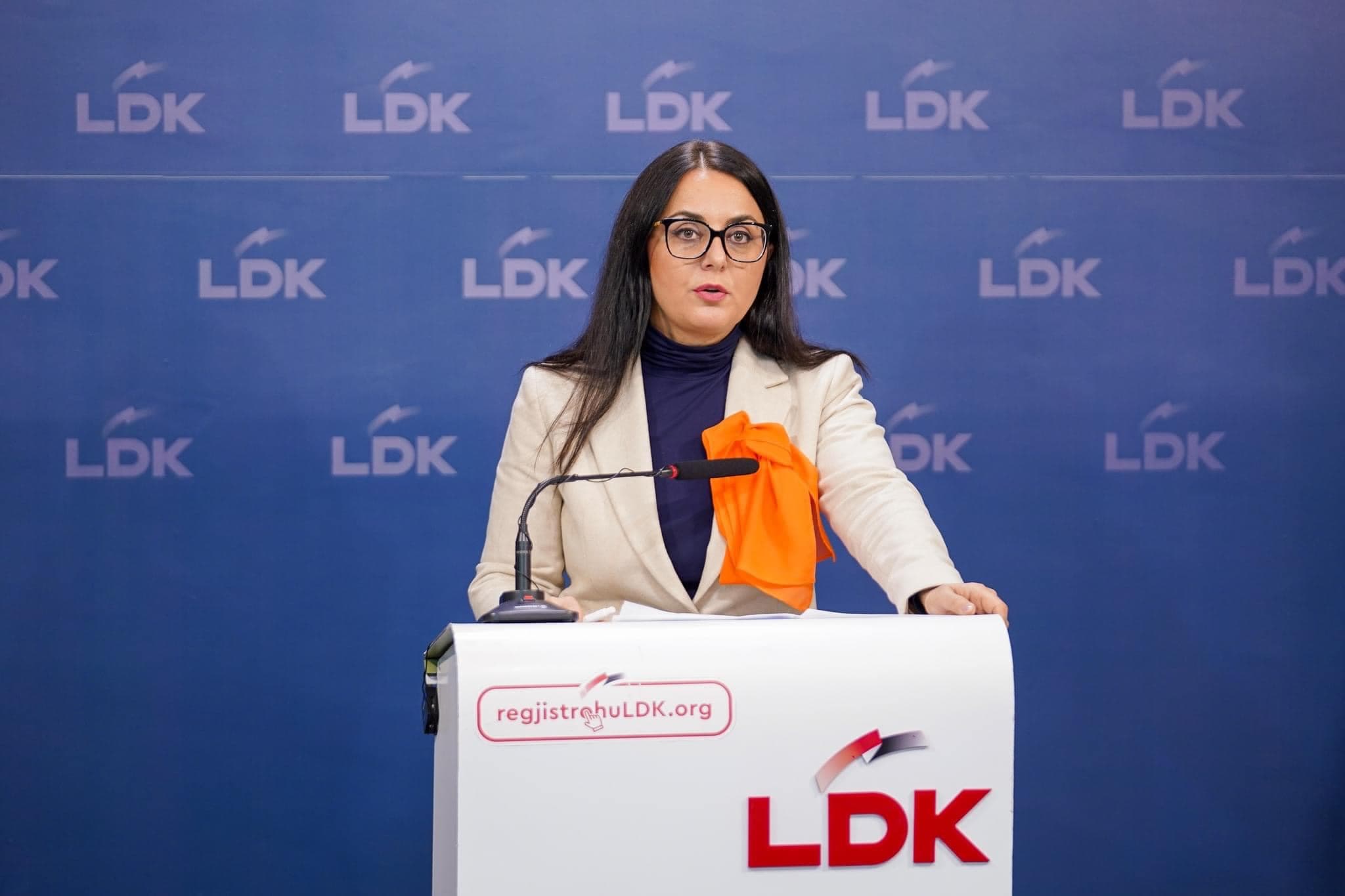 Featured image for Lushaku-Sadriu: Kur papërgjegjësia institucionale paguhet me jetë