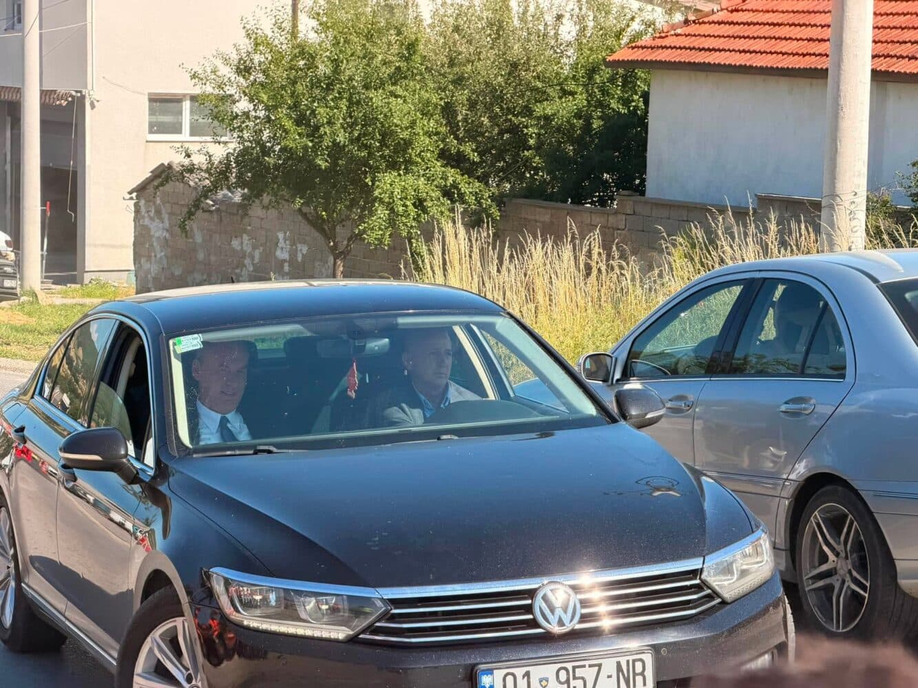 Featured image for “Që 20 vite është kështu”, Limaj flet për gjendjen e rrugës Arllat–Malishevë