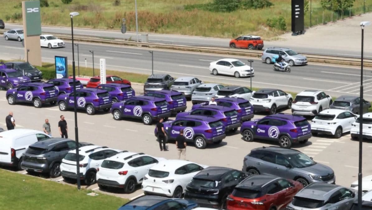 Featured image for SCAN Ride and Delivery zgjedh Auto Mita dhe Dacia Duster Hybrid për projektin më të ri të taksive në Prishtinë