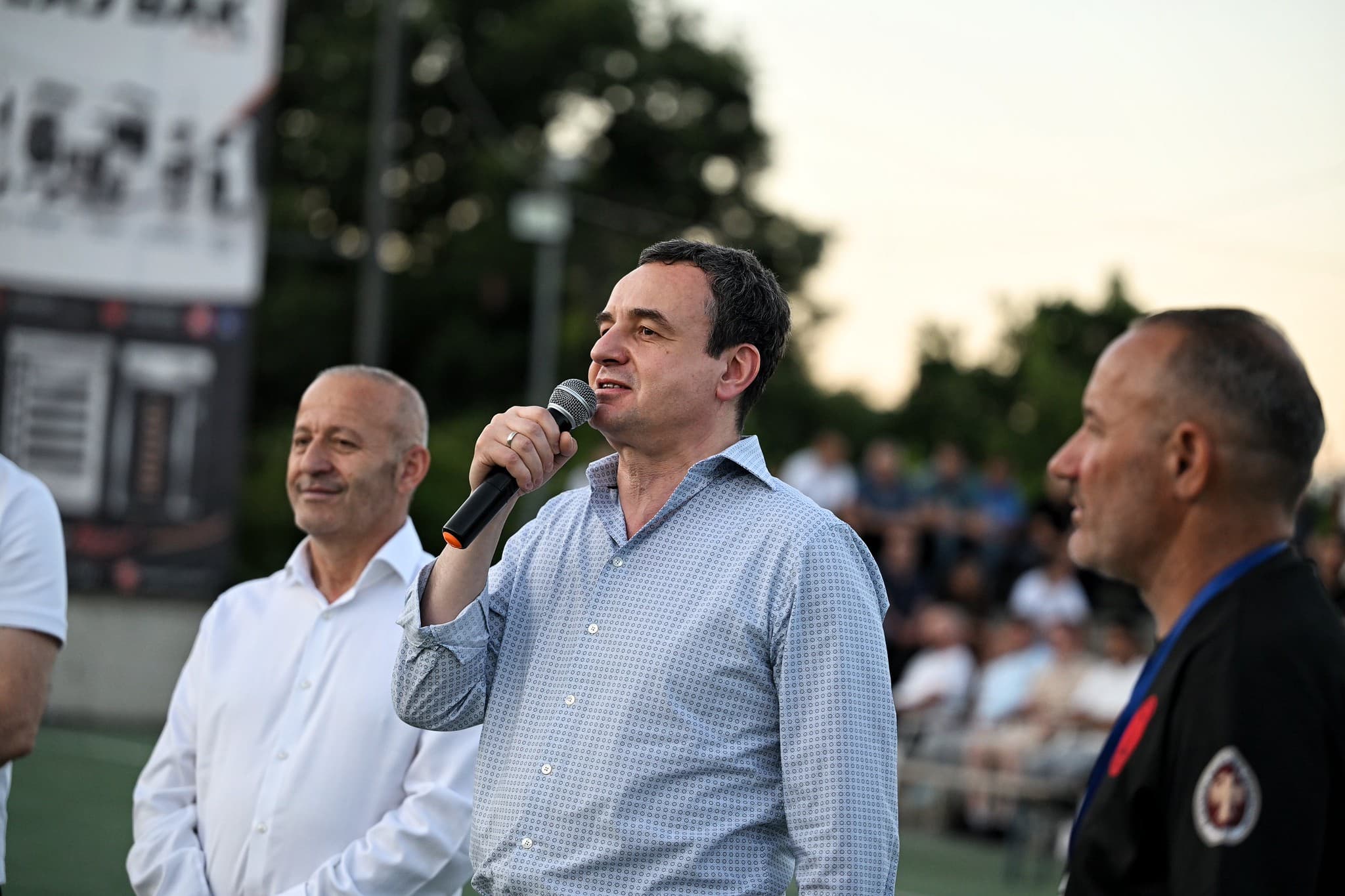 Featured image for Kurti në finalen e Turneut “Java e Dëshmorëve të Hasit”: Dëshmorët janë në themelet e shtetit tonë