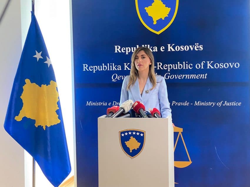 Featured image for “374 euro u regjistruan gabimisht 374 mijë euro” 10 pozita me ushtrues detyre- Dështimet e projektit 814 mijë ero për IML – Çfarë gjeti auditimi në Ministrinë e Drejtësisë?