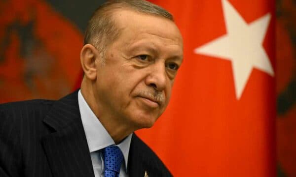 700 milionë dollarë, aeroplanët luftarakë turq pritet të forcohen me motorë amerikanë