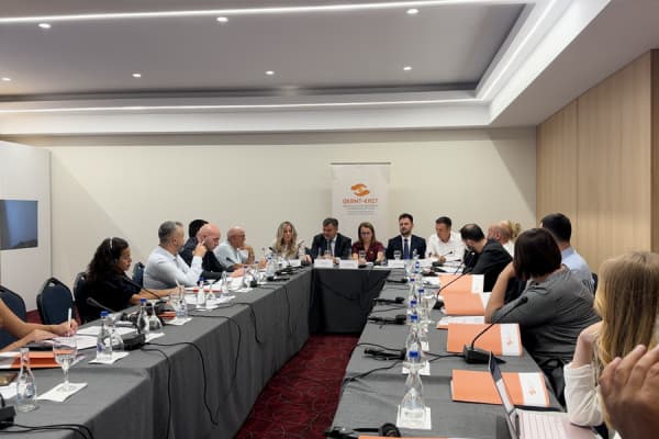 Featured image for ​Shëndeti mendor në burgje mbetet sfidë, QKRMT dhe institucionet bëjnë thirrje për trajtim dinjitoz