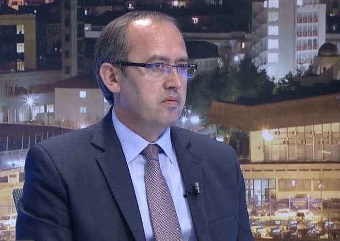 Featured image for Hoti kritikon Rizvanollin: Kosova importon energji të prodhuar me gaz rus