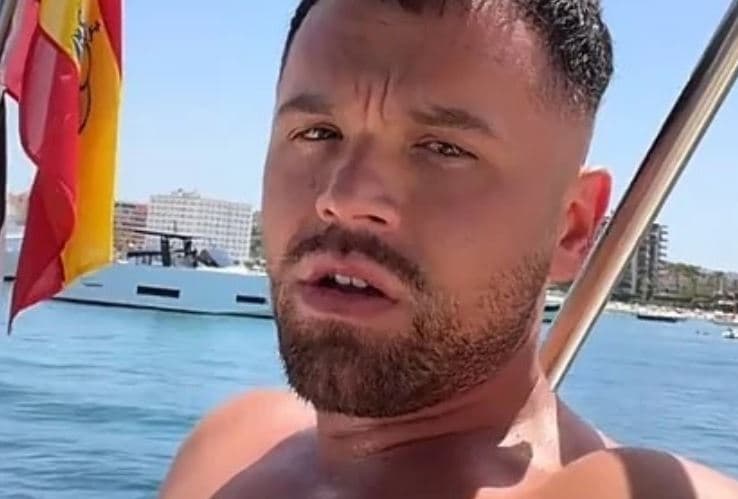 Yll Limani gjatë pushimeve në Spanjë i vidhen sendet personale