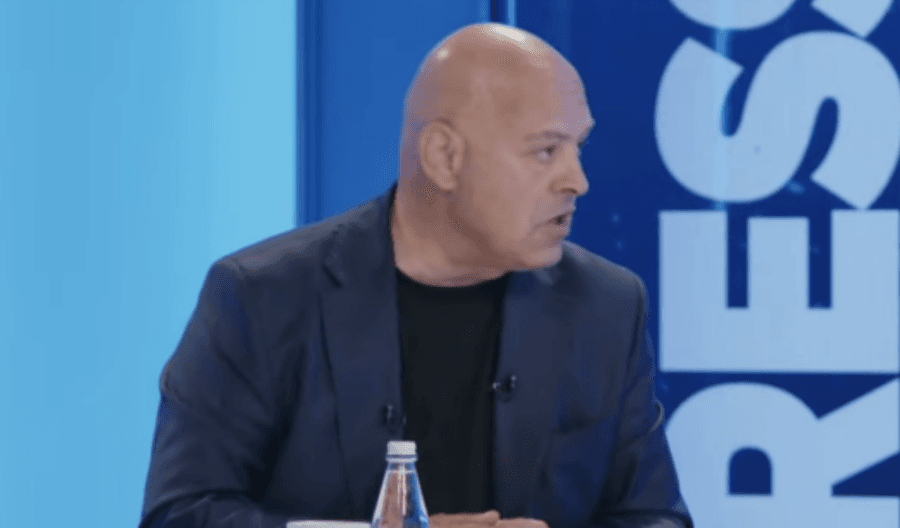 Featured image for Gjini: AAK nuk kërkoi pjesëmarrje në Qeveri, ofruam zhbllokimin e institucioneve