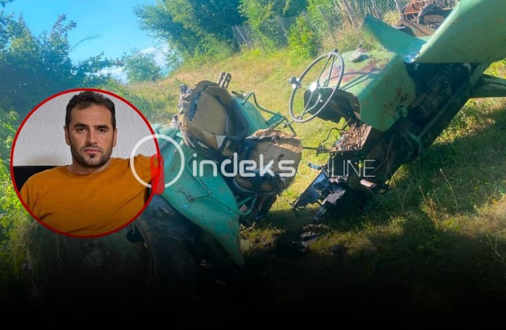 Featured image for Traktori i ndarë në dysh/ Pamje nga aksidenti që i mori jetën një personi në Klinë