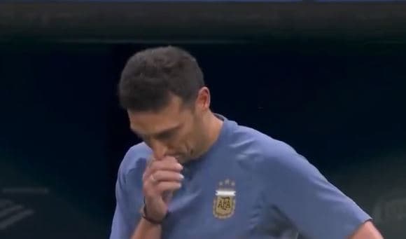 Featured image for I qetë akull, kështu e përjetoi golin e Lautaros trajneri Scaloni