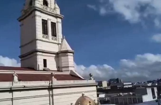 Featured image for Tërmeti me magnitudë 7.3 në Meksikë, momenti kur ndërtesat ‘shkunden’, banorët në panik