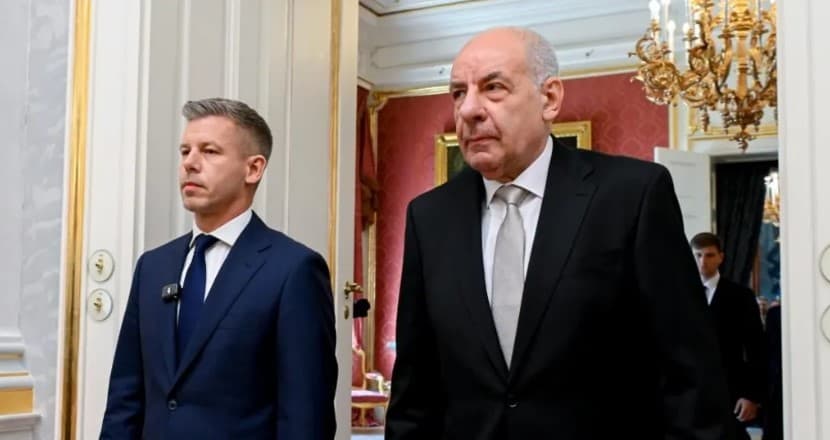 Featured image for Presidenti i Hungarisë firmos amendamentin, i jep fund mandatit të tij