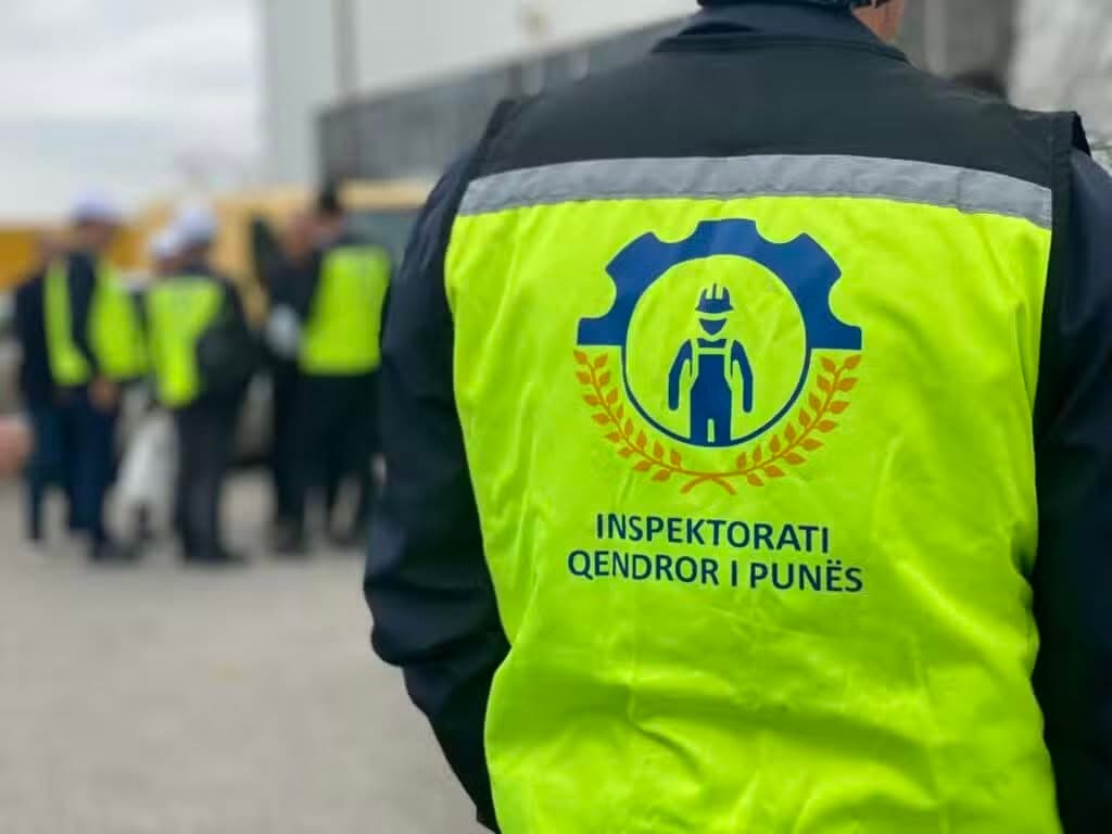 Featured image for Aksioni në 26 parkingje në Prizren e Suharekë, Inspektorati Qendror i Punës jep detaje