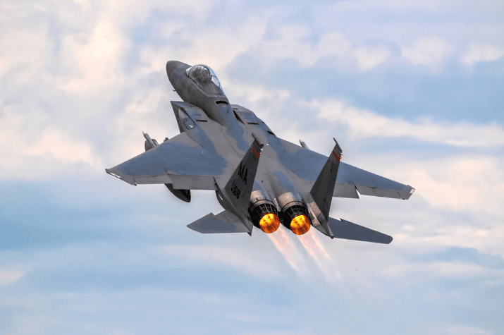 NATO konfirmon rrëzimin e një droni në Rumani: Avionët aleatë ndërhynë pas shkeljes së hapësirës ajrore