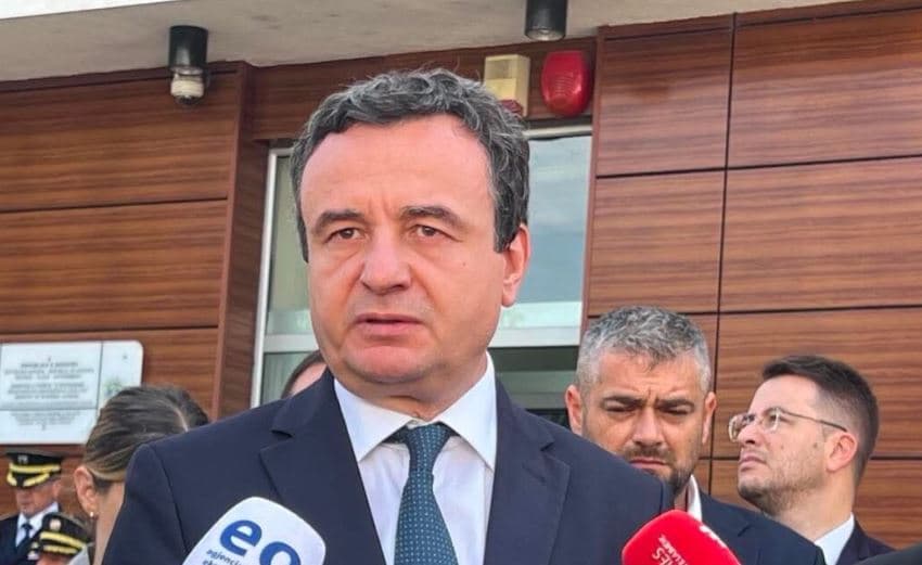 Featured image for Kurti në Ditën Memoriale të Policisë: Enver Zymberi dhe Afrim Bunjaku, emra të skalitur në historinë e Kosovës