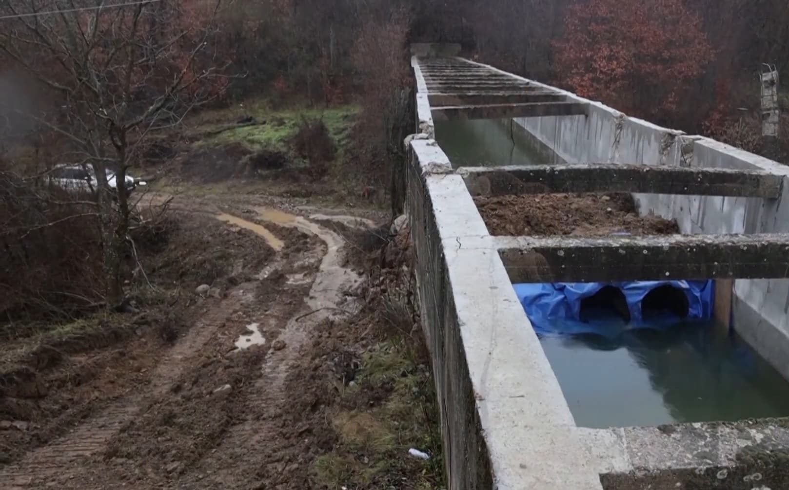 Featured image for Të akuzuarit për sulmin në Ibër-Lepenc dalin para Gjykatës nën masa të rrepta sigurie