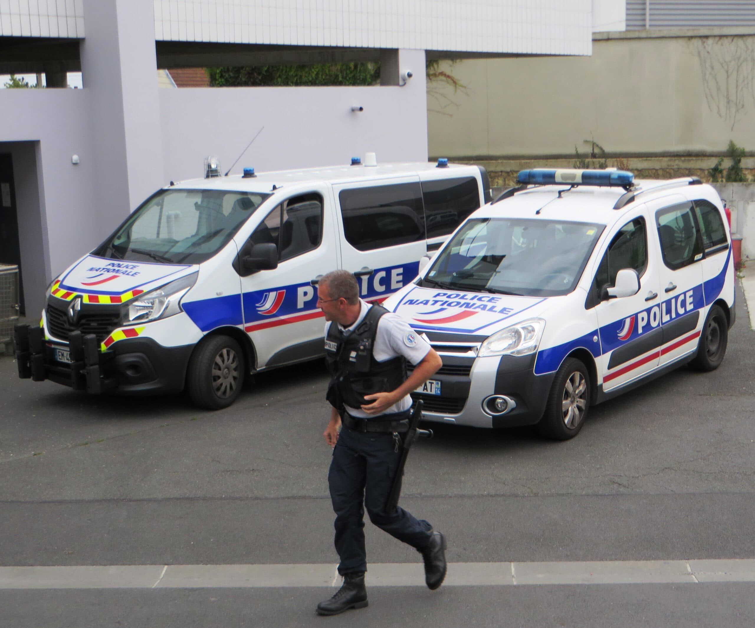Francë: Zbulohen trupat e 5 foshnjave në kuti kartoni, brenda një apartamenti