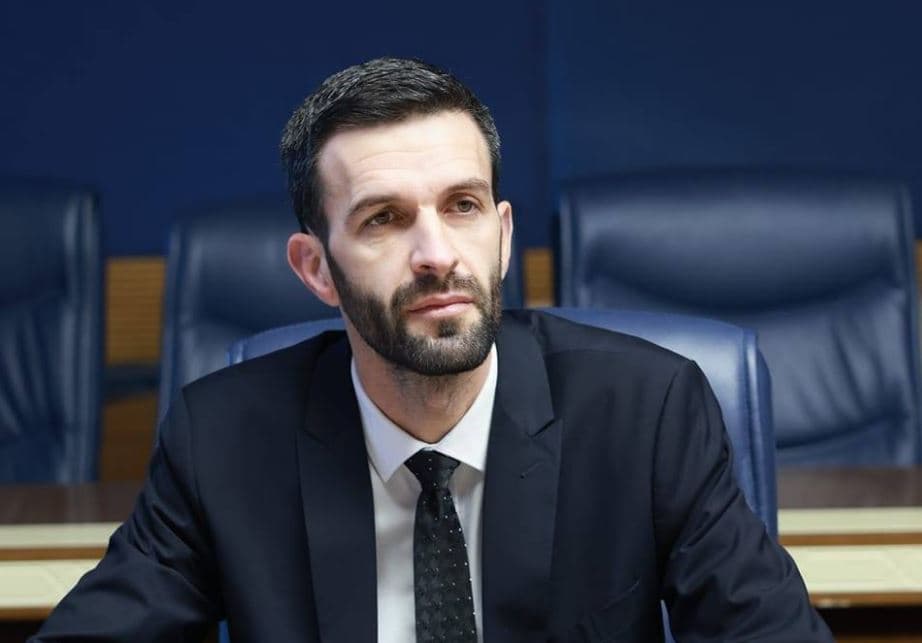 Featured image for Rrahmani kundër koalicionit me LVV-në: Do të ishte pranimi i keqqeverisjes