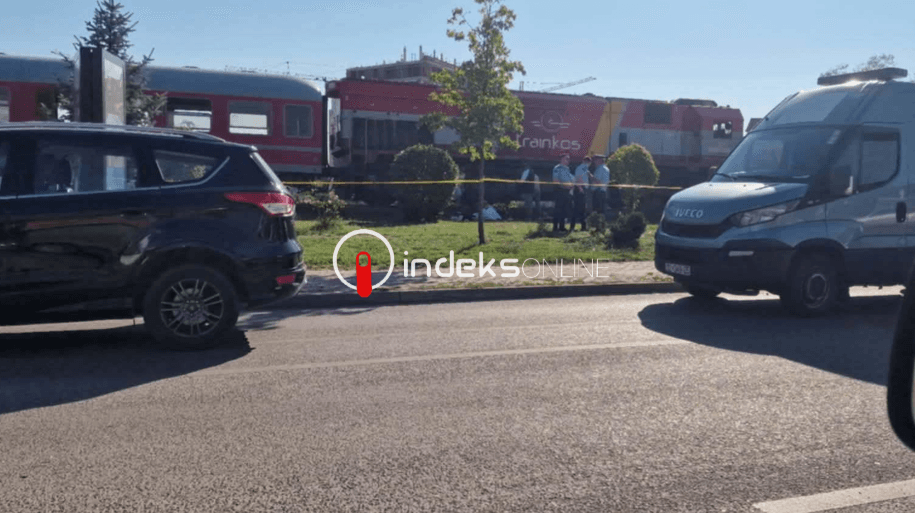 Featured image for Zbulohet identiteti i 50-vjeçares që u godit për vdekje nga treni