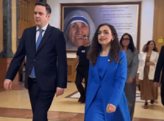 Featured image for Abdixhiku e Osmani s’deklarohen për media pasi Kurti shtyri seancën konstituive