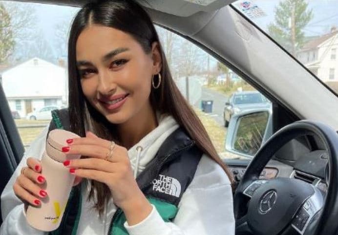 Publikohet një bisede e Adrola Dushit me nënën e saj, do të befasoheni! (Foto)