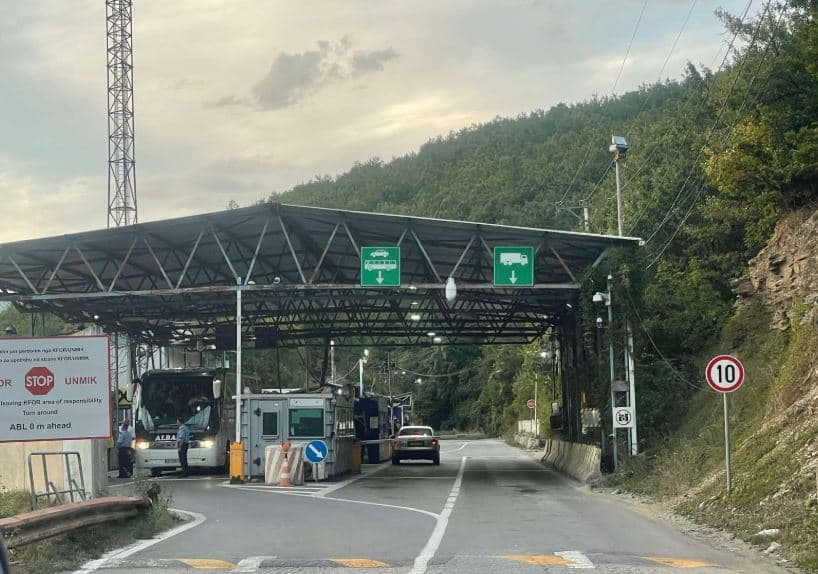 Featured image for Tentoi t’u jepte ryshfet policëve në Bërnjak, arrestohet shtetasi serb