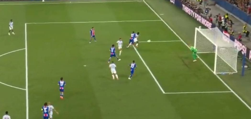 Çfarë lojtari, Madjo vetëm 17-vjeçar i shënon gol PSG-së në finale