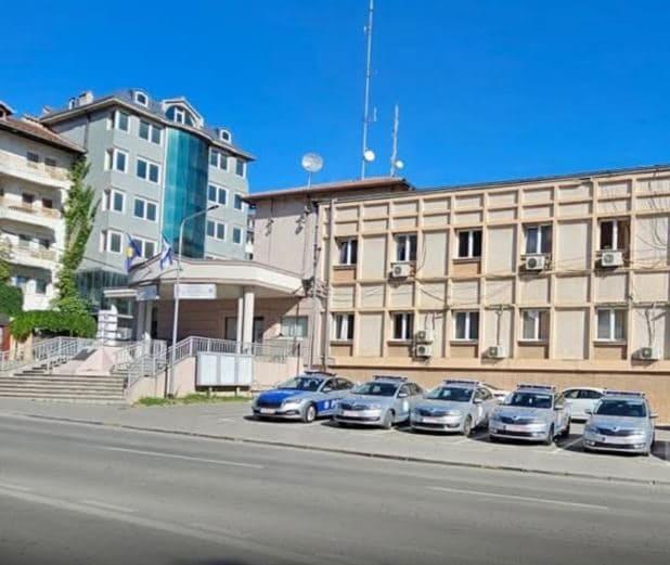 Featured image for Të shtëna me armë në një aheng në Jabllanicë të Pejës, arrestohet i dyshuari