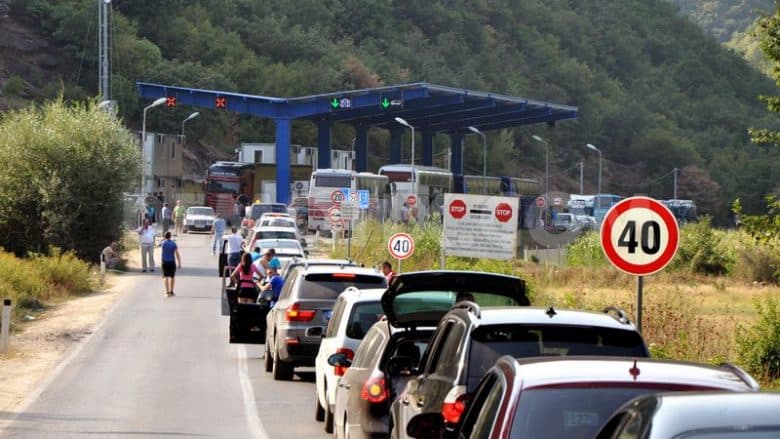 Featured image for Diku 60 minuta e diku 40 – Ja sa janë pritjet në dalje të pikave kufitare të Kosovës