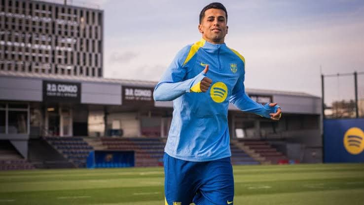 Cancelo drejt rikthimit te Barcelona, pritet të transferohet si lojtar i lirë