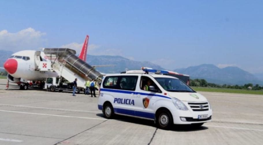 I shpallur në kërkim ndërkombëtar nga Spanja për trafik droge, arrestohet në Rinas 43-vjeçari nga Kosova – pritet ekstradimi