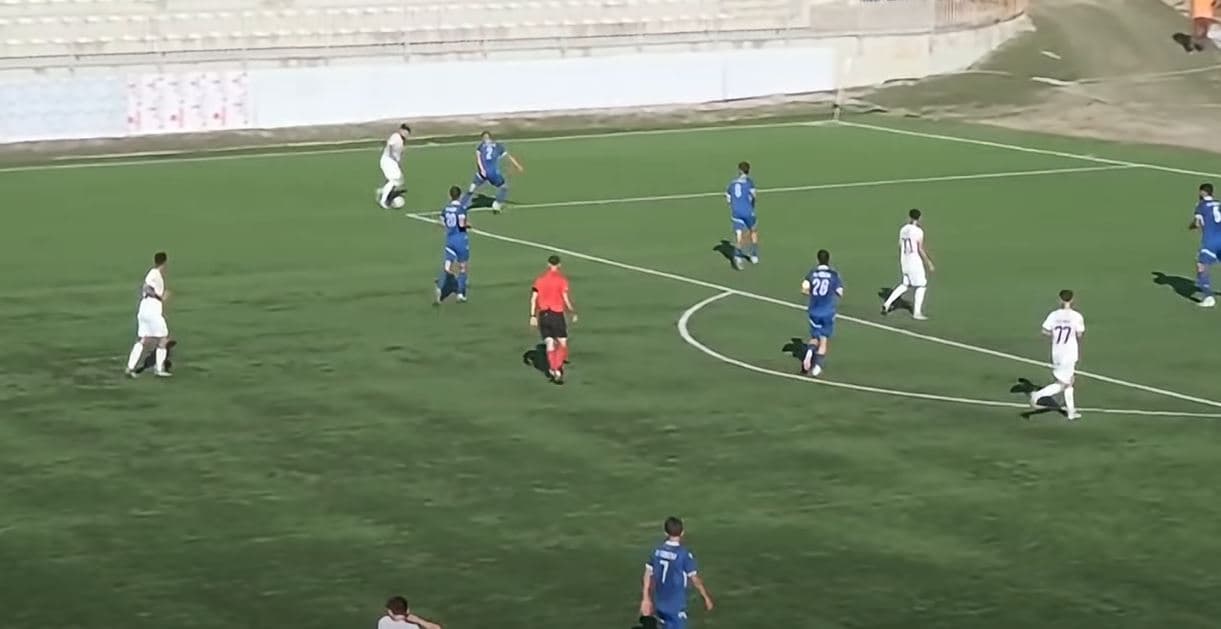 Albion Kurtaj realizoi një eurogol në ndeshjen Liria vs Ferizaj