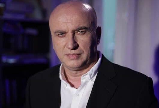 Featured image for Zjarri në Vlorë dhe tymi në Kosovë