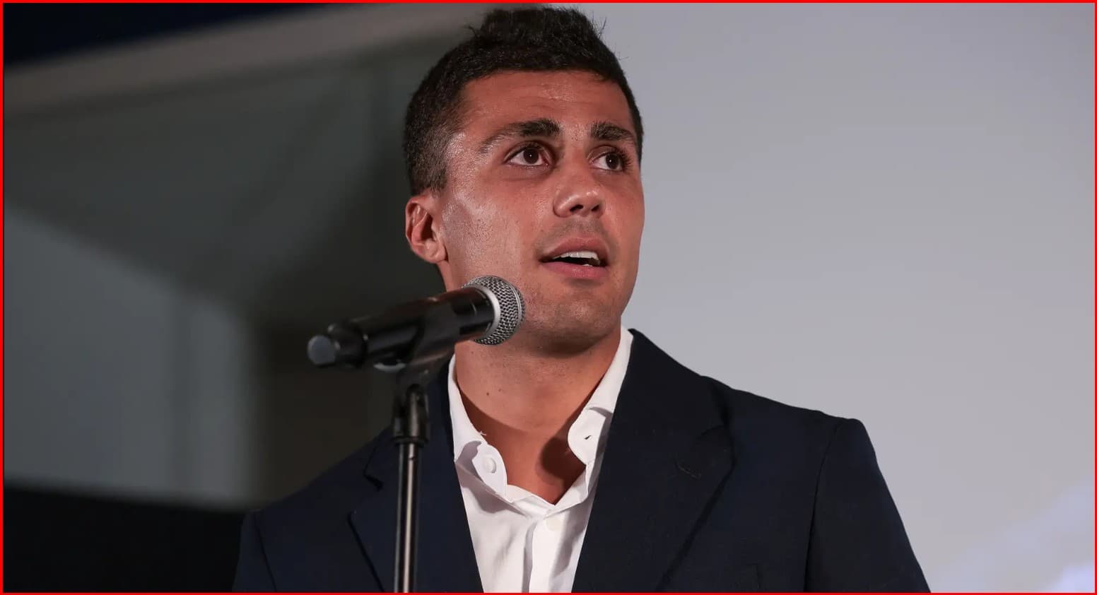 Featured image for Rodri tregon pse zgjodhi Barcelonën para Real Madridit: “Ishte gjithmonë opsioni im i parë”