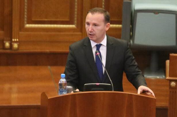 “President me vlera”, Zemaj: Një President i tillë nuk do ta lejonte një Albin i tillë