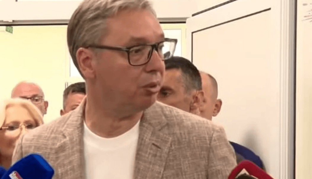 Vuçiqi vendos “vijën e kuqe” për serbët në Kosovë: Pa listën serbe, nuk do të ketë serbë