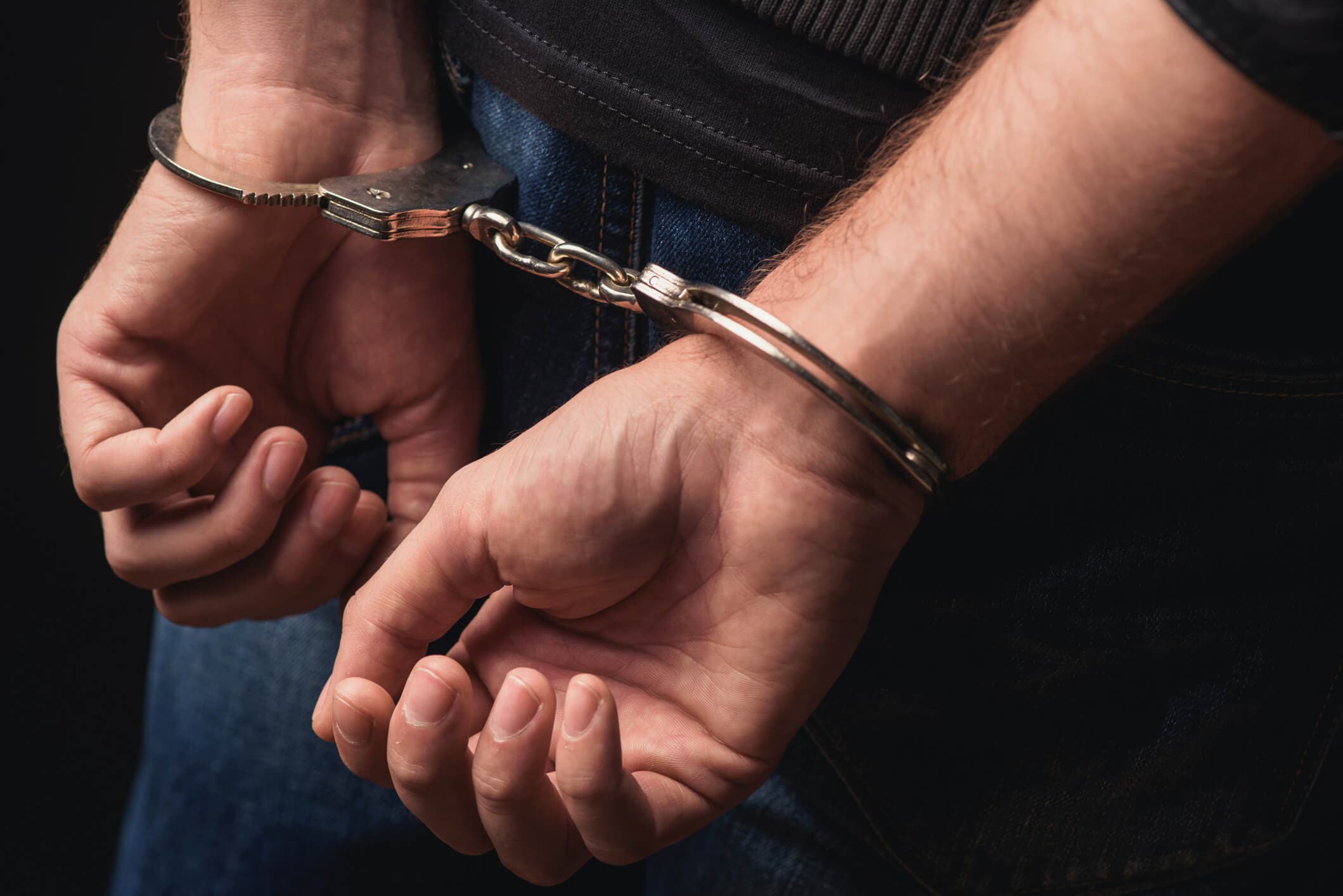 Mori para nga një familje me pretendimin që u siguron aviobileta- arrestohet mashtruesi në Lipjan