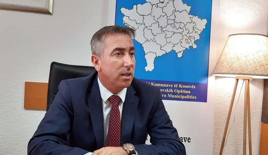 Ibrahimi: 380 milionë iu morën komunave për gjashtë vjet – këtu ka gjakderdhje të pastër financiare