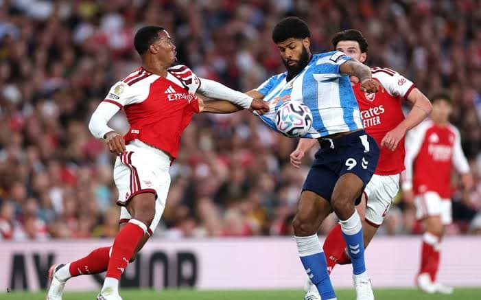 Featured image for Arsenal godet fort që në start të Premierligës – shënon fitore bindëse kundër Coventryt të Lampardit