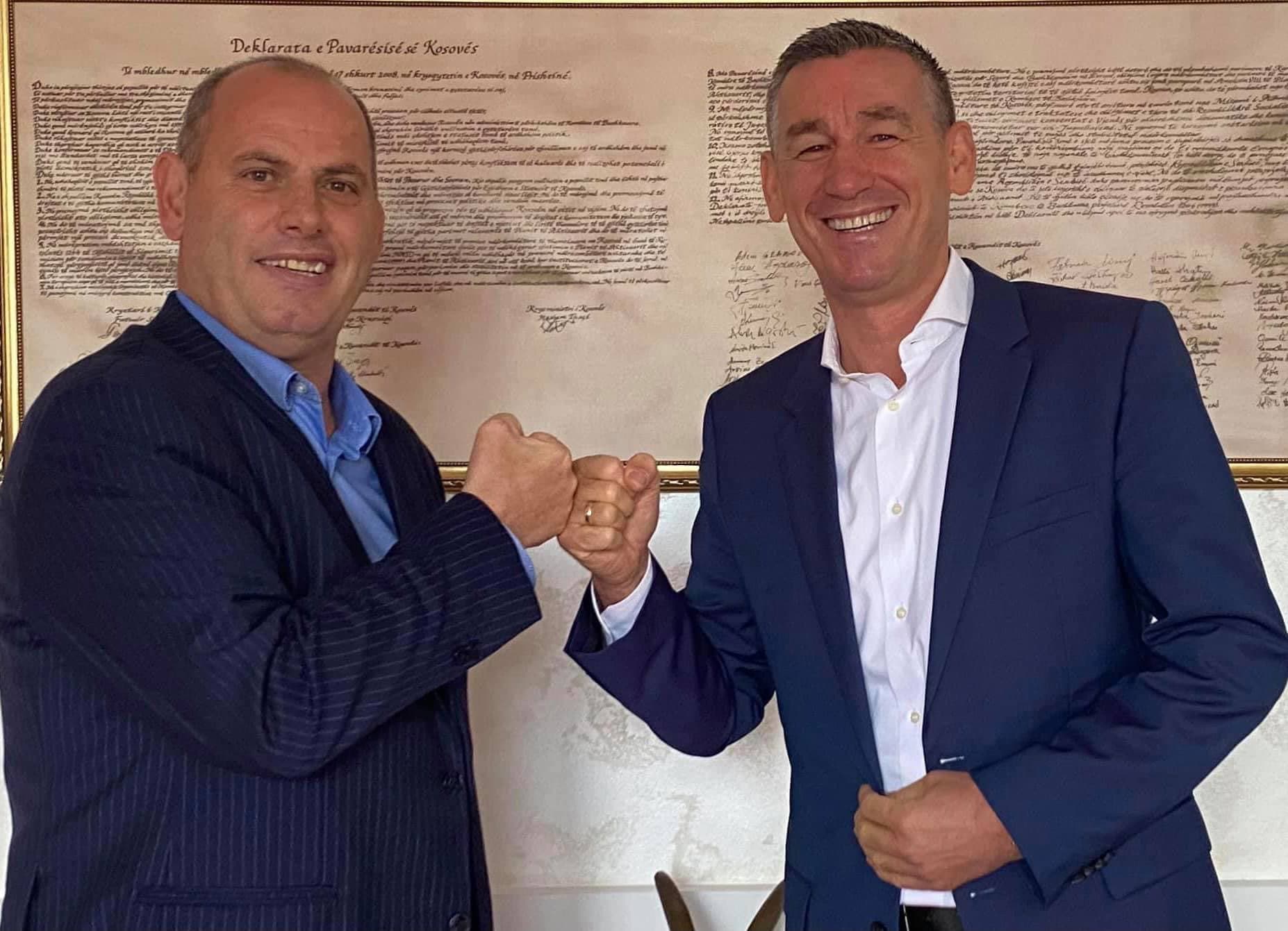 Featured image for Lladrovci: Ju ftoj të jeni syçelë se kujt po ia jepni votën